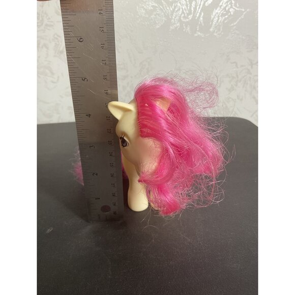 My Little Pony 1982 Vintage Collectible Toy With Pink Hair And Holly Design - Picture 2 of 7